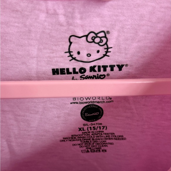 Hello Kitty Tie-Dye Pink T-Shirt - Picture 6 of 7